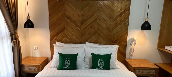 Sampai Villa Scandinavian Hotels in Ngemplak