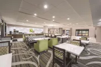 La Quinta Inn & Suites by Wyndham Kennesaw - Morgenmad