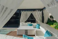 Luxury Garden Suites