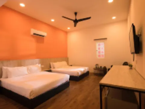 เดอะวูดบูทีคโฮเทล โรงแรมในมัวร์