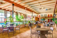 Wyndham Garden York - breakfast