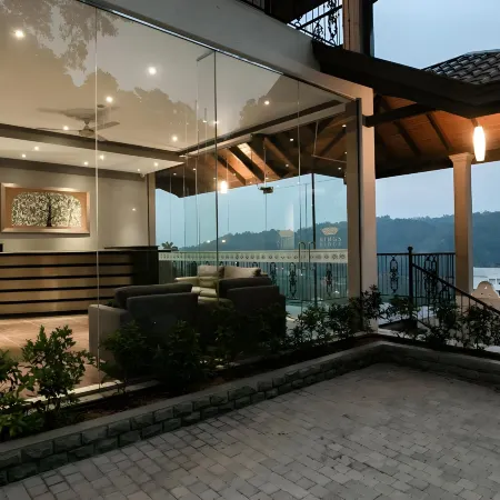 Kings Ridge Kandy