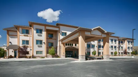 Best Western Plus Fossil Country Inn  Suites Отели в г. Кеммерер