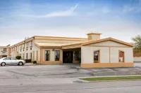 Quality Inn & Suites Bloomington University Area