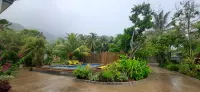 Castaway Lodge - piscina