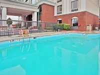 Holiday Inn Express & Suites Wilson-Downtown