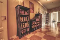 Opera Hostel