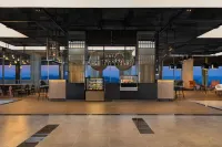 Four Points by Sheraton Pontianak Hotel di Raya River