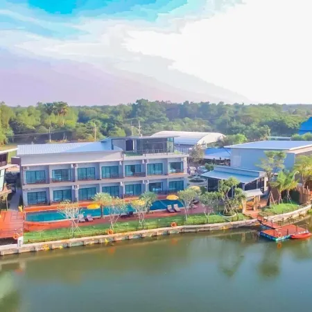 Phuengluang Riverside Hotel Chanthaburi