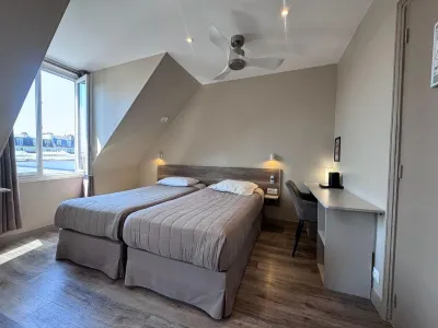Angleterre Hotel Hotels in Montmartre