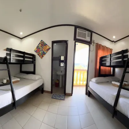 La Patricia Hotel de Baler