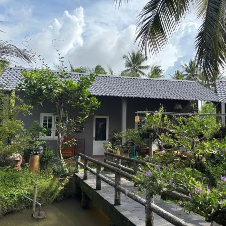 Bentre Coco Lodge
