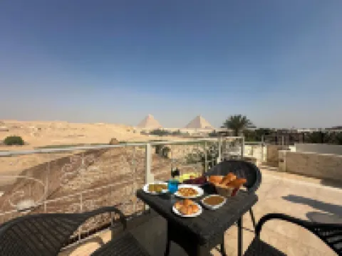 Great Sun Pyramids Inn Hotels in Nazlet El-Semman