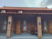 Wilujeng Homestay Hotel di Wanurejo