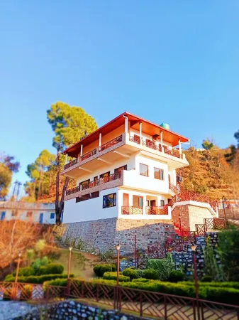 Boros Resorts Binsar Отели в г. Алмора