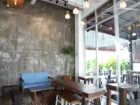 De House Hotel Hotels in Sibu Division