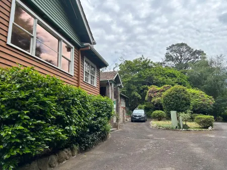 Green Gables Motel in Warburton Отели в г. Уорбертон