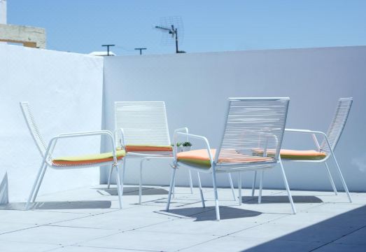 라이프 아파트먼츠의 체크인 안내 데스크