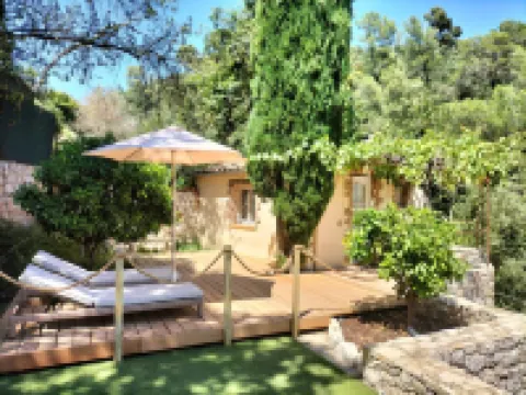 Mas des Arts & Spa 盧河畔拉科爾酒店