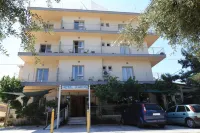 Ikaros Hotel Elliniko