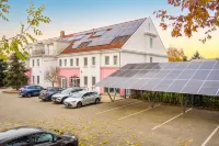 Platan Hotel - parcheggio