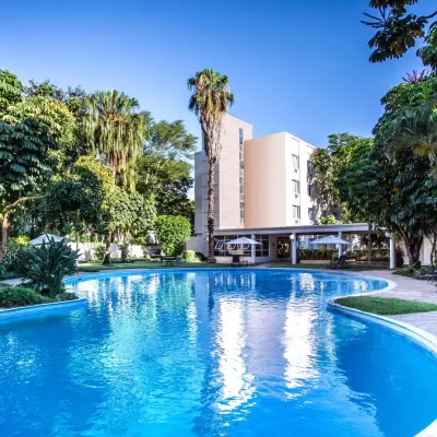 Southern Sun Ridgeway Lusaka Hotels near Lusaka National Museum
