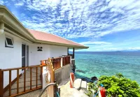 Quo Vadis Dive Resort - Beach