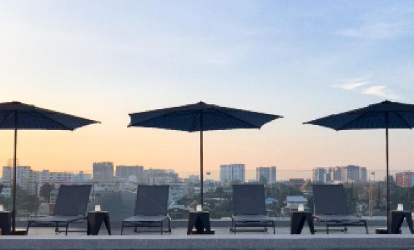 The StandardX, Bangkok Phra Arthit