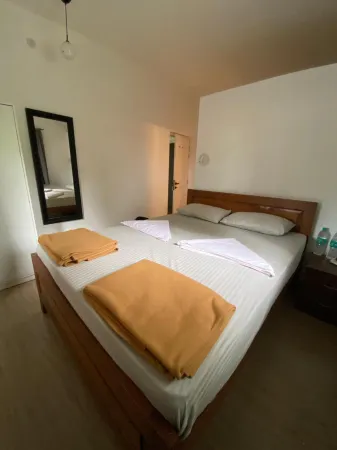 Hostel Mandala Отели рядом с достопримечательностью «Анжуна Бич»