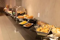 Hotel Vila Leste - breakfast