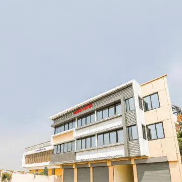 StayGuru Hotel Atithi