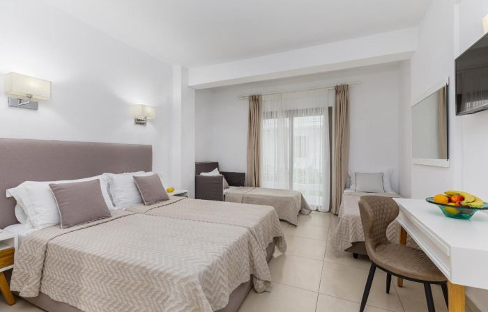 Stavros Beach Hotel