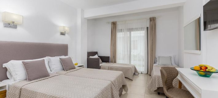 Stavros Beach Hotel Hotels in Бешик