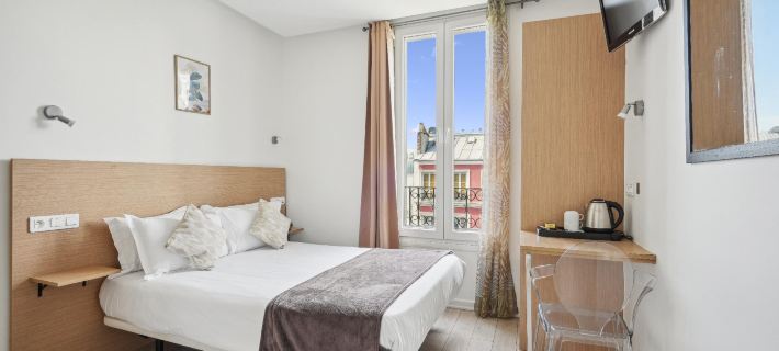 Hôtel le National Clichy Paris Hotels in Clichy