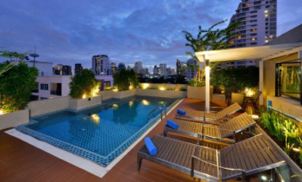 Ramada by Wyndham Bangkok Ten Ekamai Residences