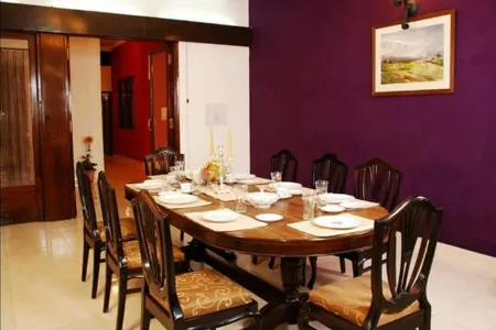 Pulse Impulse Отели рядом со станцией Nizamuddin Railway Station