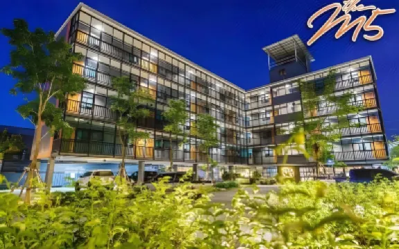 Them5 Residence Hotels near IMPACT Hall 7-8