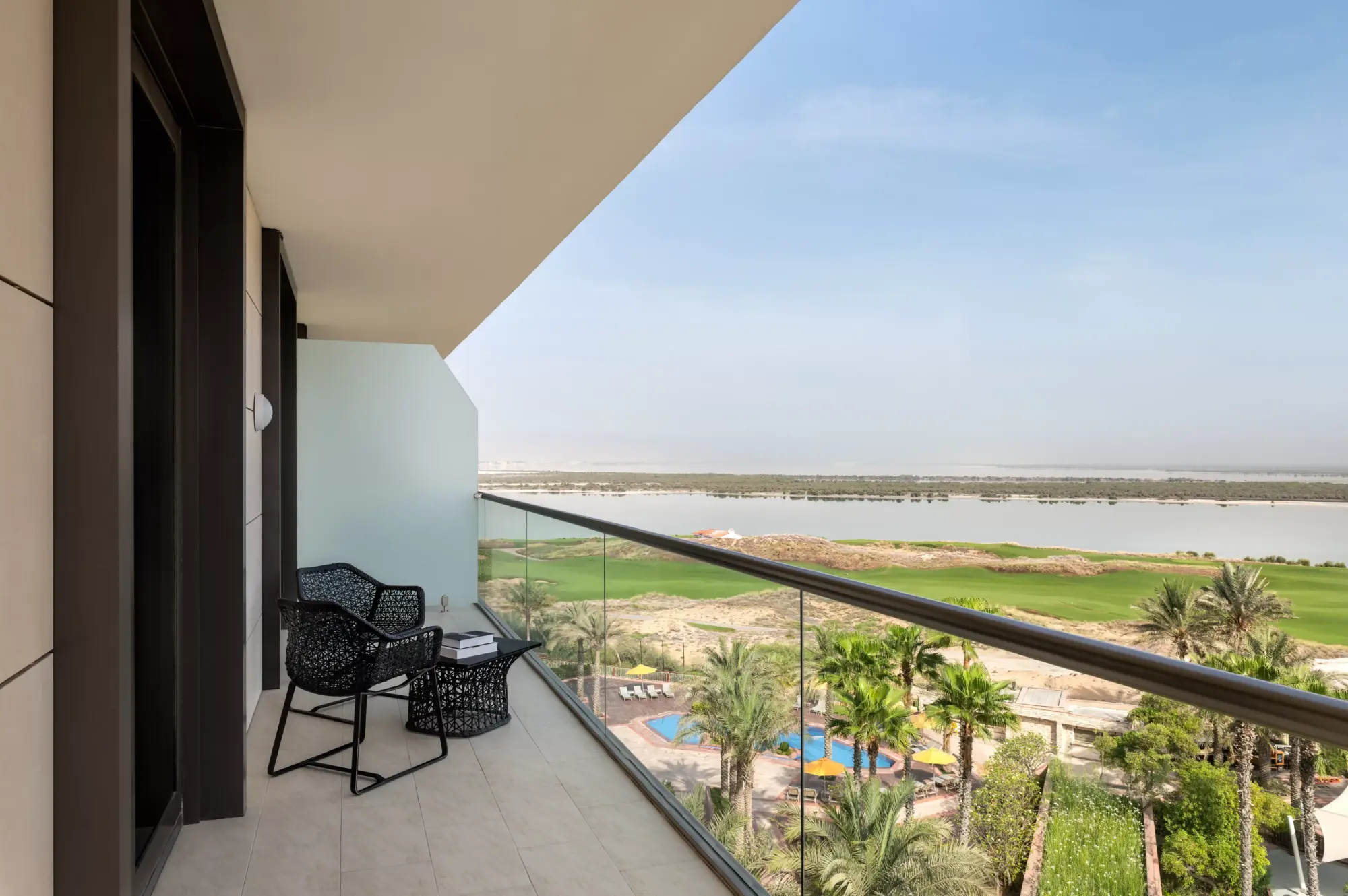 Yas Plaza Bay by IHG (formerly Park Inn by Radisson, Abu Dhabi Yas Island) Zimmer Photos