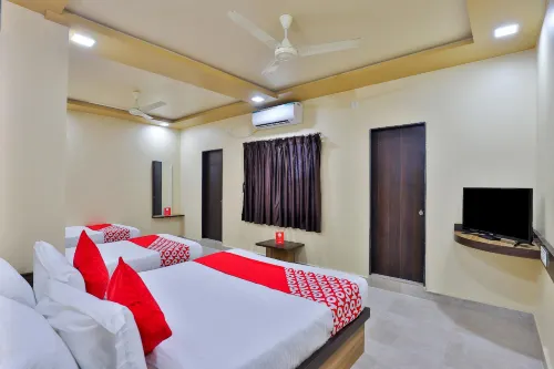 Hotel Decent Somnath Hotels in Somnath