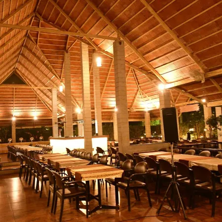Nijaguna Resorts & Spa Отели в г. Чамраджнагар