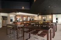 Distinction Palmerston North Hotel & Conference Centre - bar