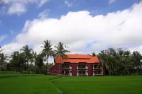 Junjungan Ubud Hotel and Spa - Pensions