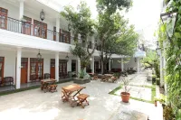 De' Halimun Guest House - Pensions