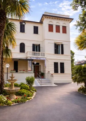 Hotel Villa Pina - bar
