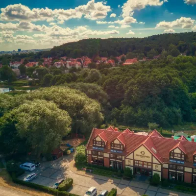 Dom Oliwski Hotels near Tricity Landscape Park