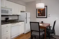 Homewood Suites by Hilton Vancouver/Portland Hotel dekat Vancouver National Historic Reserve
