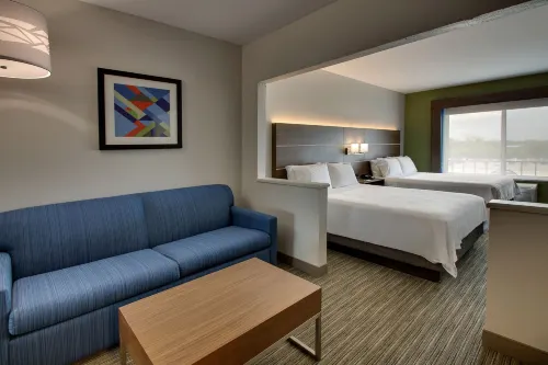 Holiday Inn Express & Suites Chicago North-Waukegan-Gurnee Hotels in Waukegan