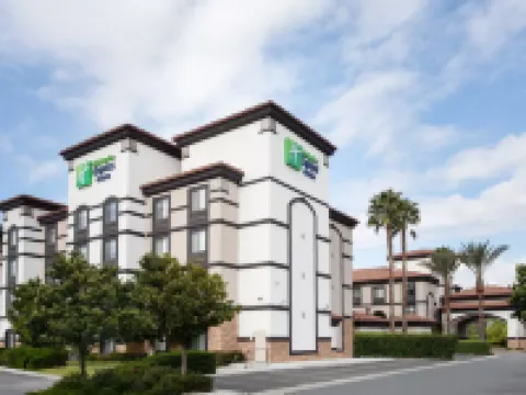 Holiday Inn Express & Suites ONTARIO AIRPORT by IHG Hotels in Ontario