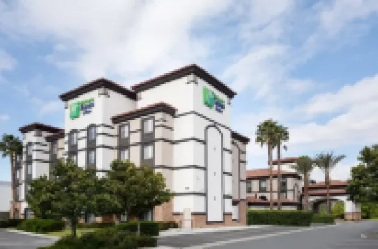 Holiday Inn Express & Suites ONTARIO AIRPORT by IHG