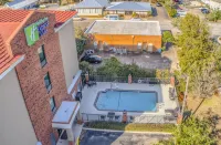 Holiday Inn Express & Suites GULF SHORES by IHG - Private Pools